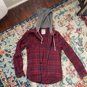 Flannel jacket with hood and pockets